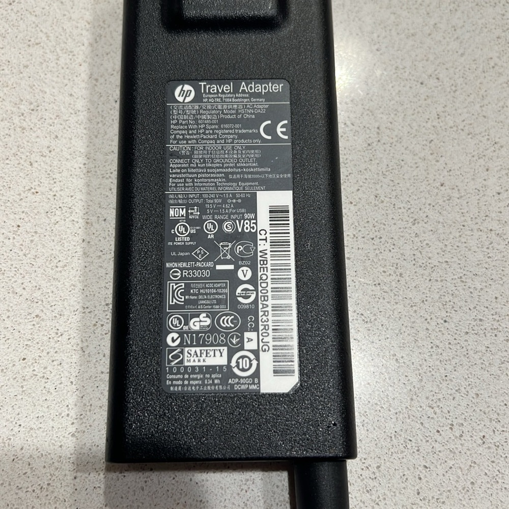 Genuine HP 90W HSTNN-DA22 19.5V Charger Travel Slim Power Adapter 601485-001